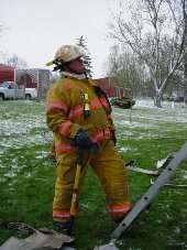 Structure Fire 2.JPG (497873 bytes)